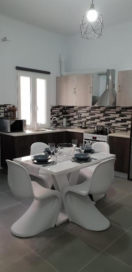Thania'S House ,4 Minutes From The Center Of Hermoulis Ermoupoli Exterior foto