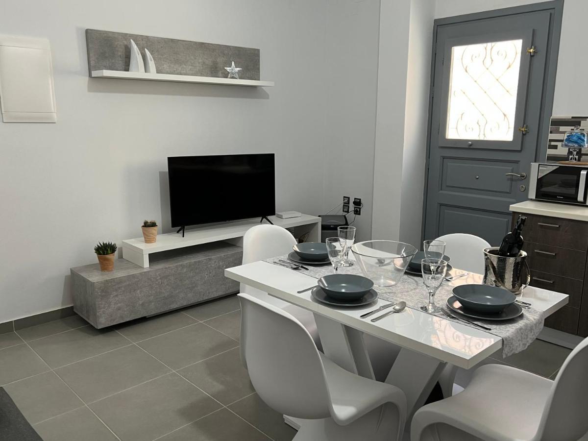 Thania'S House ,4 Minutes From The Center Of Hermoulis Ermoupoli Exterior foto