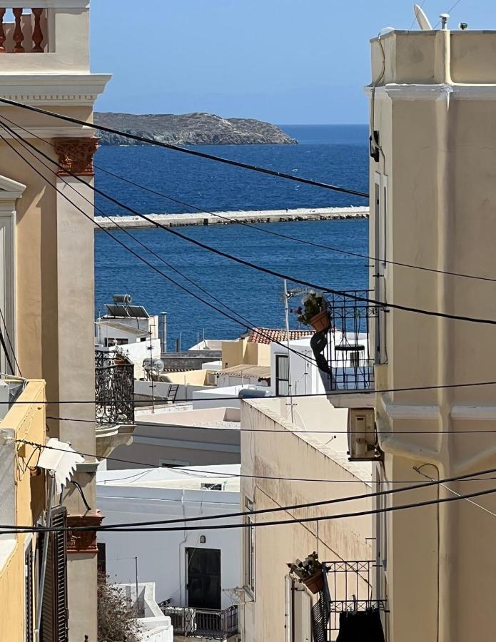 Thania'S House ,4 Minutes From The Center Of Hermoulis Ermoupoli Exterior foto